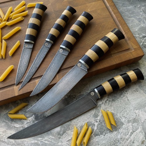 Набор кухонных ножей из литого булата  (из пяти ножей)