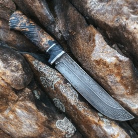 Булатный нож Варнак (стабилизированный кап клена)